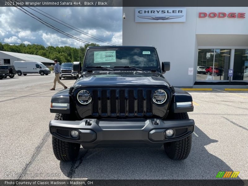 Black / Black 2021 Jeep Wrangler Unlimited Sahara 4x4