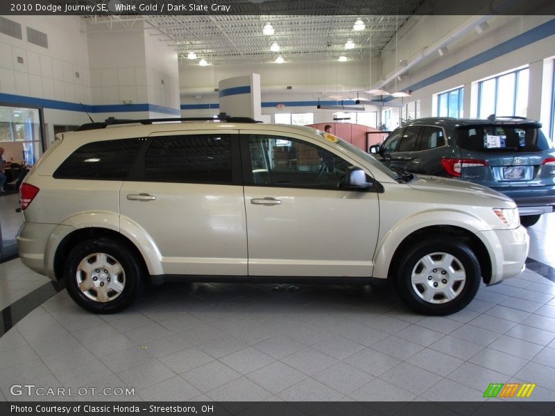 White Gold / Dark Slate Gray 2010 Dodge Journey SE