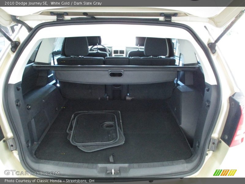 White Gold / Dark Slate Gray 2010 Dodge Journey SE