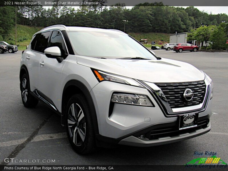 Brilliant Silver Metallic / Charcoal 2021 Nissan Rogue SL