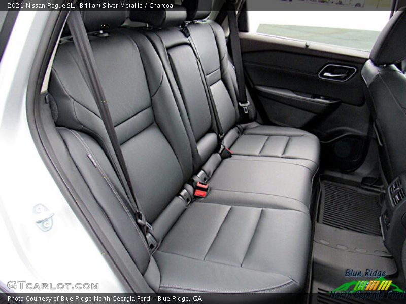 Brilliant Silver Metallic / Charcoal 2021 Nissan Rogue SL