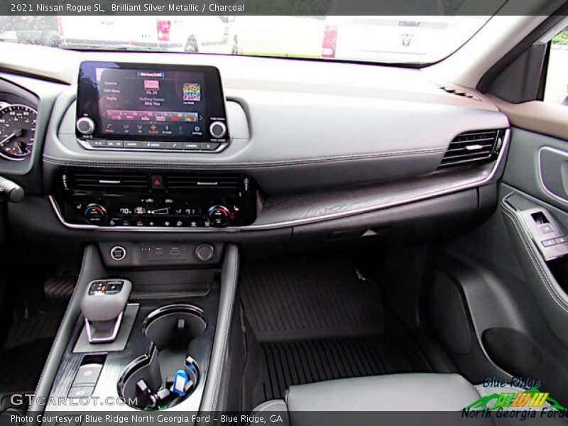 Brilliant Silver Metallic / Charcoal 2021 Nissan Rogue SL