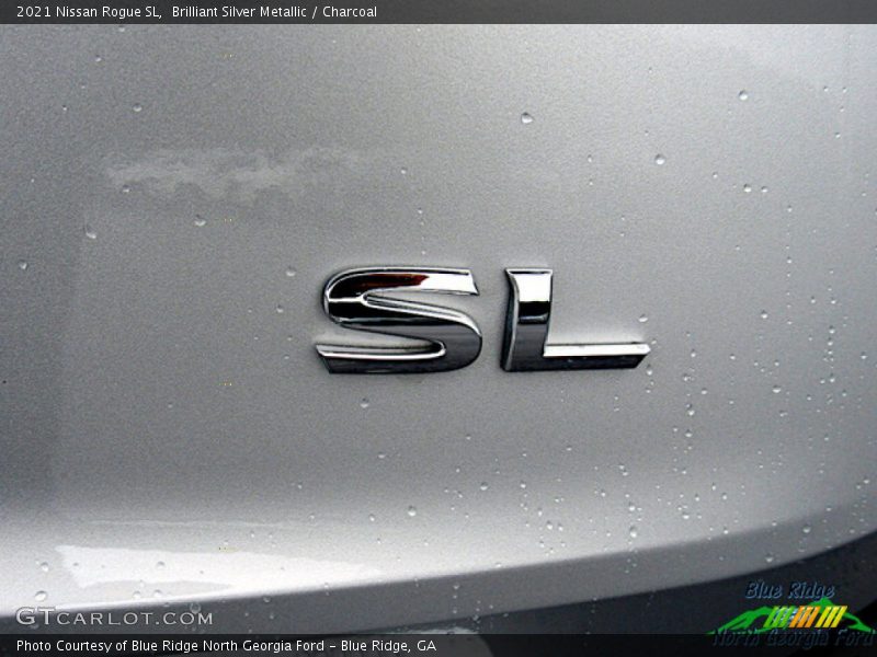 Brilliant Silver Metallic / Charcoal 2021 Nissan Rogue SL