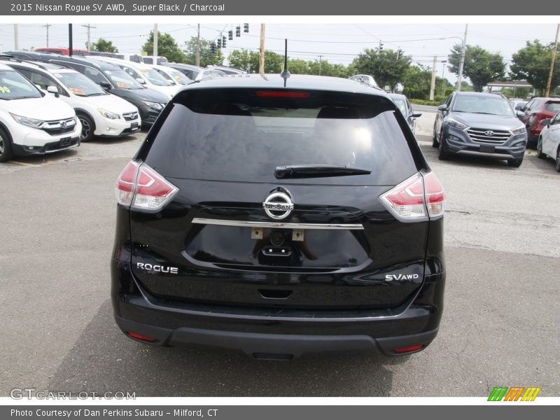 Super Black / Charcoal 2015 Nissan Rogue SV AWD