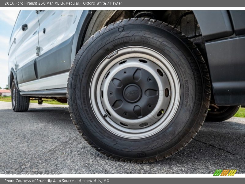 Oxford White / Pewter 2016 Ford Transit 250 Van XL LR Regular