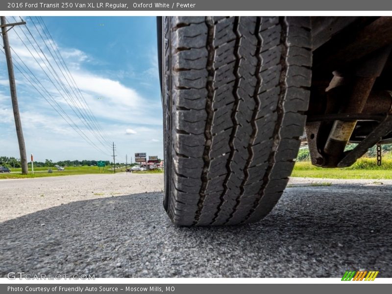 Oxford White / Pewter 2016 Ford Transit 250 Van XL LR Regular