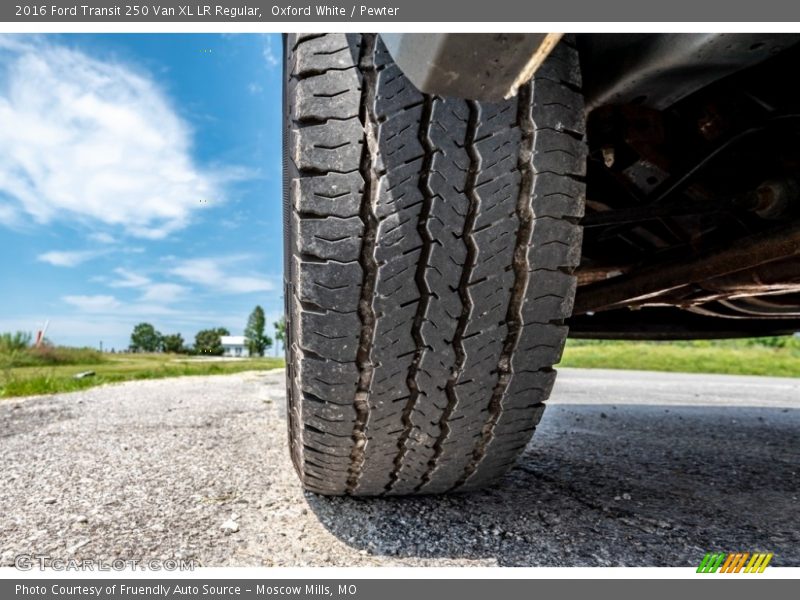 Oxford White / Pewter 2016 Ford Transit 250 Van XL LR Regular