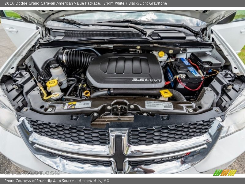 Bright White / Black/Light Graystone 2016 Dodge Grand Caravan American Value Package