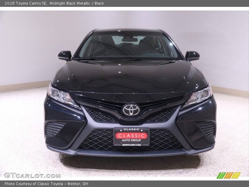 Midnight Black Metallic / Black 2018 Toyota Camry SE