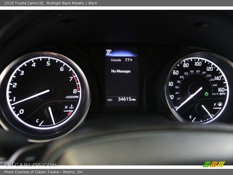 Midnight Black Metallic / Black 2018 Toyota Camry SE