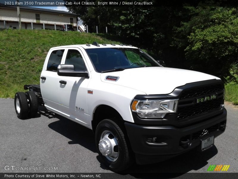 Bright White / Diesel Gray/Black 2021 Ram 3500 Tradesman Crew Cab 4x4 Chassis