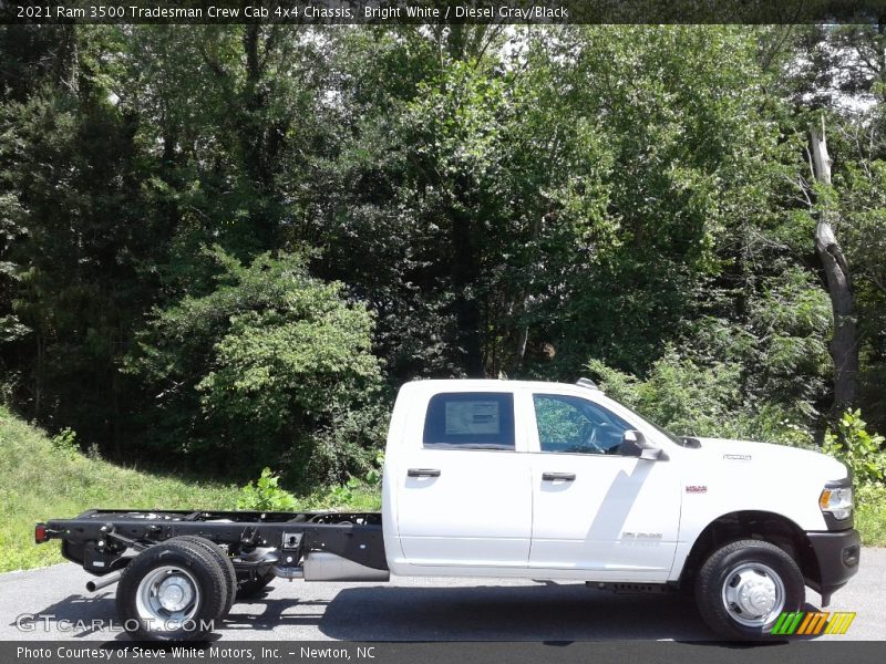 Bright White / Diesel Gray/Black 2021 Ram 3500 Tradesman Crew Cab 4x4 Chassis
