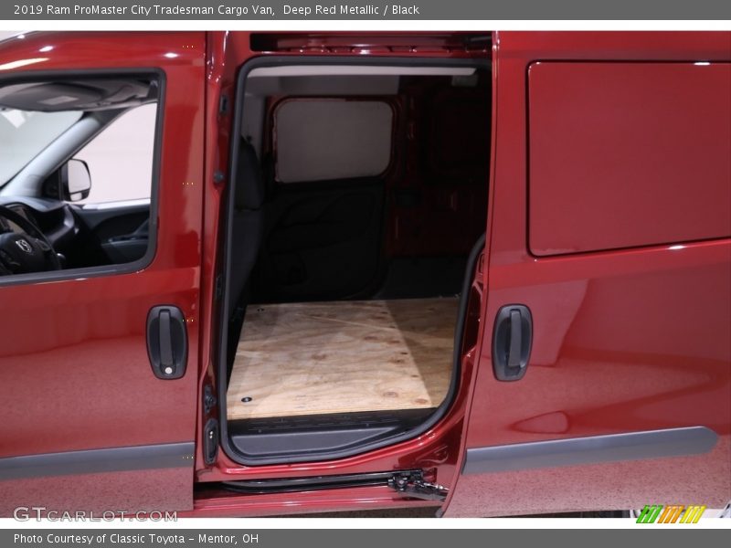 Deep Red Metallic / Black 2019 Ram ProMaster City Tradesman Cargo Van