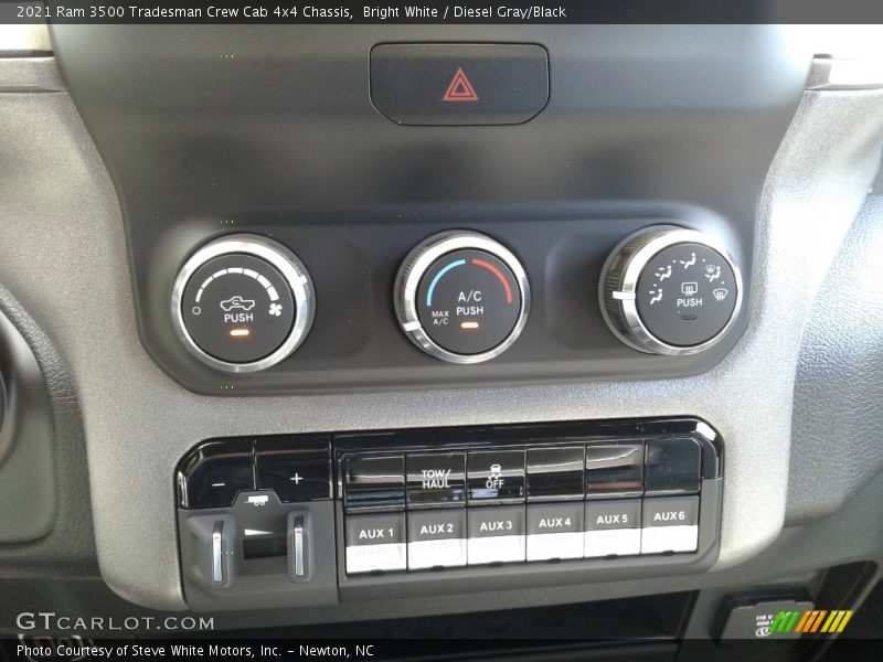 Bright White / Diesel Gray/Black 2021 Ram 3500 Tradesman Crew Cab 4x4 Chassis