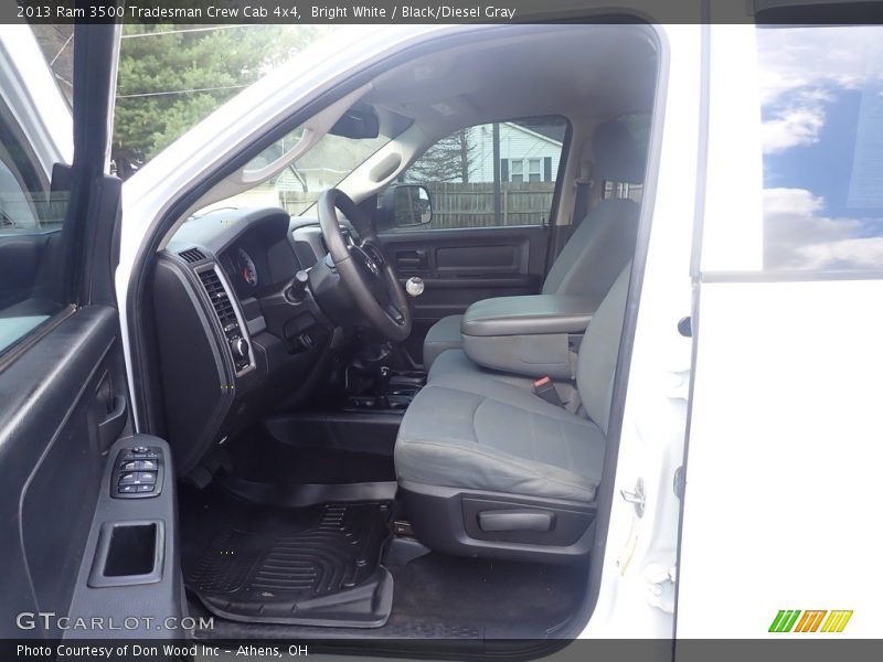 Bright White / Black/Diesel Gray 2013 Ram 3500 Tradesman Crew Cab 4x4
