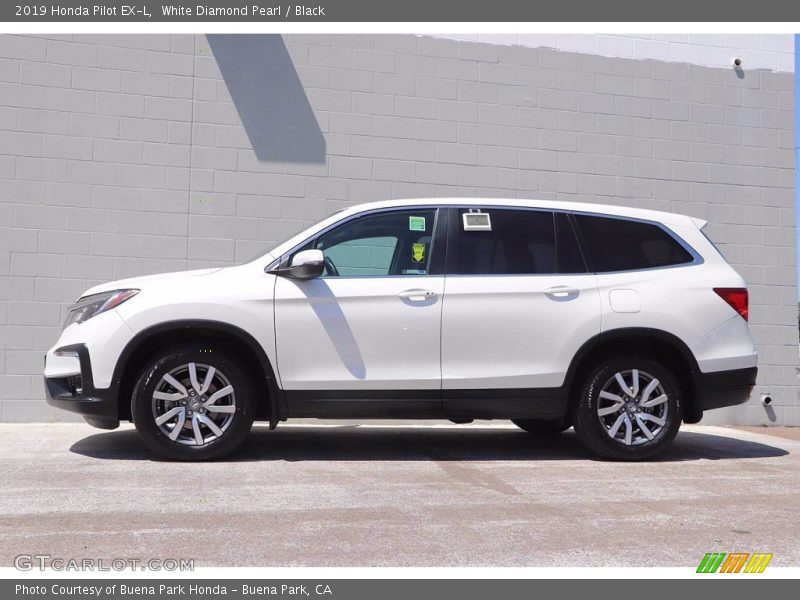 White Diamond Pearl / Black 2019 Honda Pilot EX-L