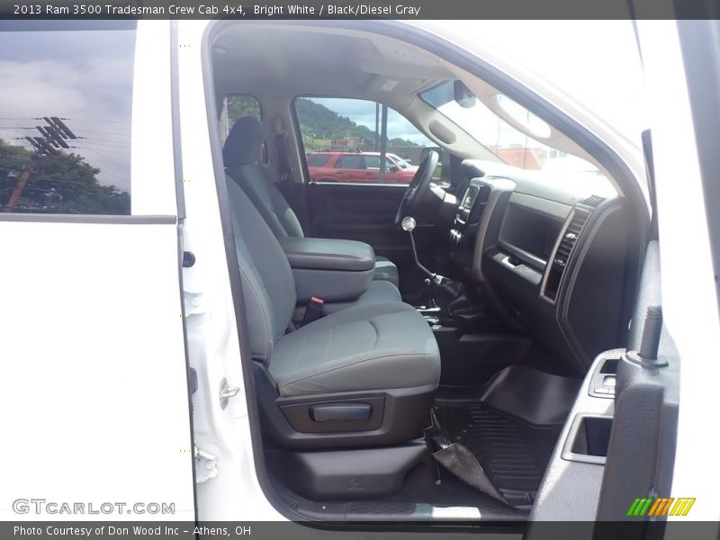 Bright White / Black/Diesel Gray 2013 Ram 3500 Tradesman Crew Cab 4x4