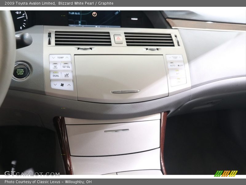 Blizzard White Pearl / Graphite 2009 Toyota Avalon Limited