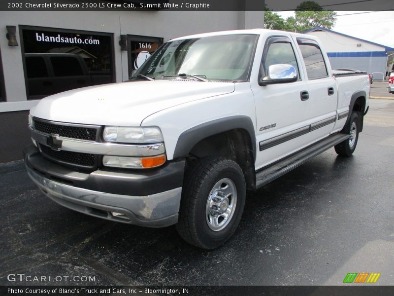 Summit White / Graphite 2002 Chevrolet Silverado 2500 LS Crew Cab