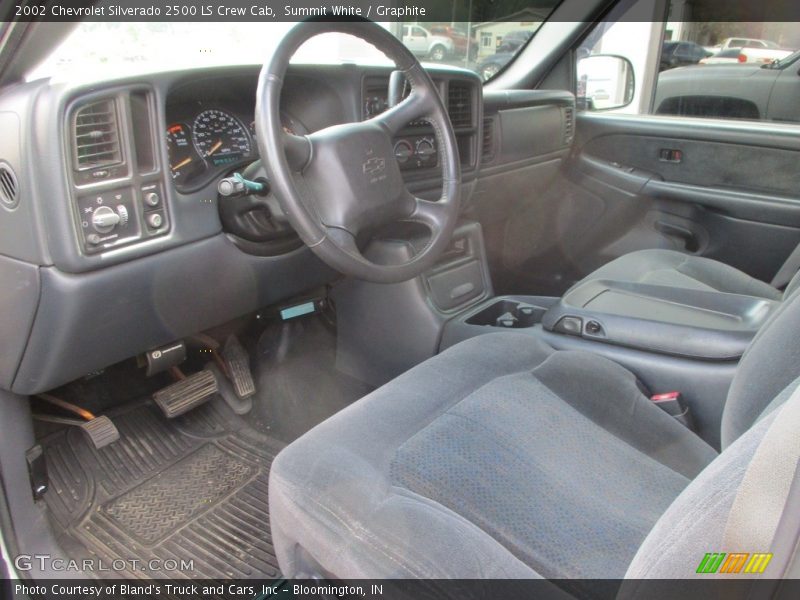 Summit White / Graphite 2002 Chevrolet Silverado 2500 LS Crew Cab