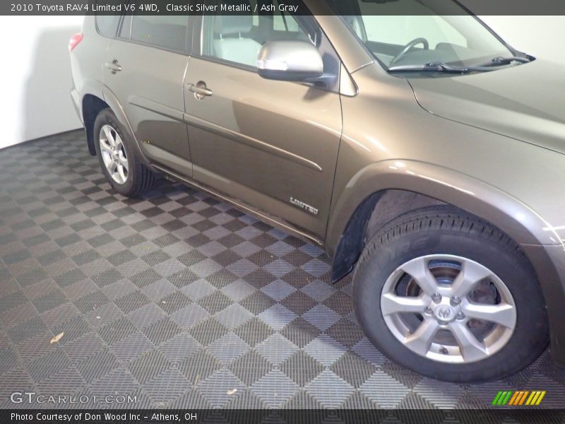 Classic Silver Metallic / Ash Gray 2010 Toyota RAV4 Limited V6 4WD