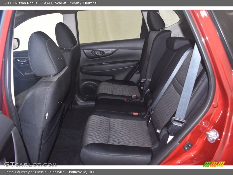 Scarlet Ember / Charcoal 2018 Nissan Rogue SV AWD