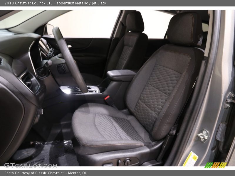 Pepperdust Metallic / Jet Black 2018 Chevrolet Equinox LT
