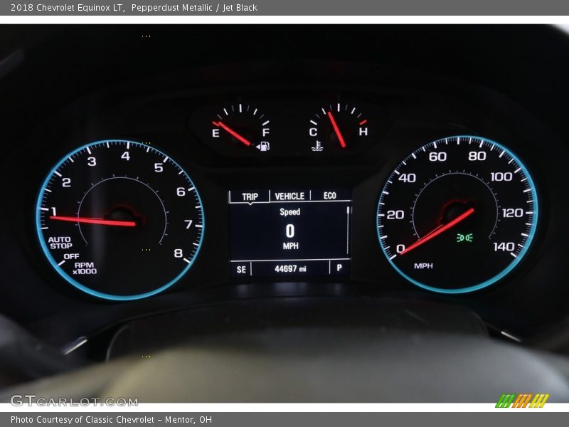 Pepperdust Metallic / Jet Black 2018 Chevrolet Equinox LT