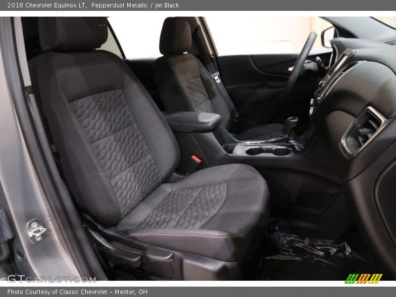 Pepperdust Metallic / Jet Black 2018 Chevrolet Equinox LT