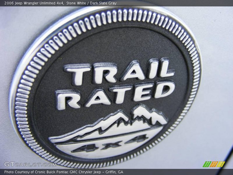 Stone White / Dark Slate Gray 2006 Jeep Wrangler Unlimited 4x4