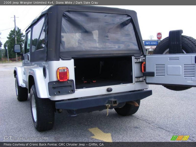 Stone White / Dark Slate Gray 2006 Jeep Wrangler Unlimited 4x4