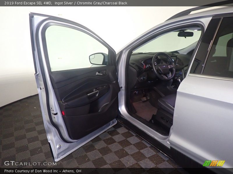 Ingot Silver / Chromite Gray/Charcoal Black 2019 Ford Escape SEL 4WD