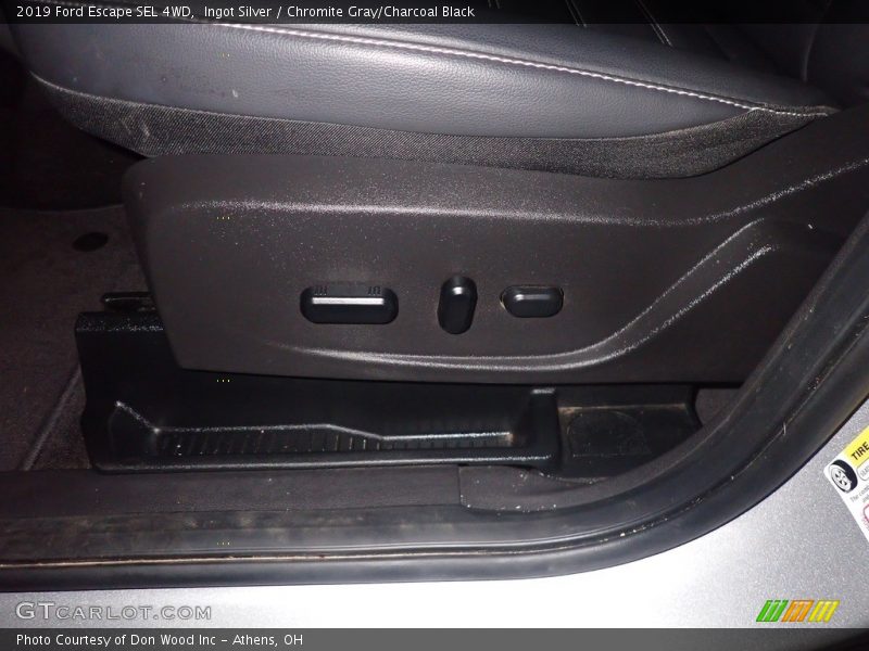 Ingot Silver / Chromite Gray/Charcoal Black 2019 Ford Escape SEL 4WD