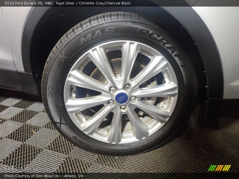Ingot Silver / Chromite Gray/Charcoal Black 2019 Ford Escape SEL 4WD