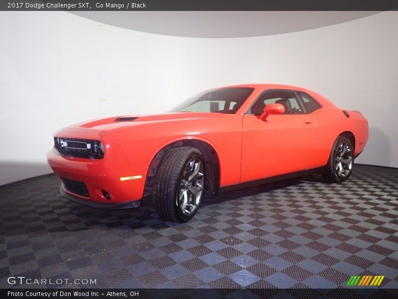 Go Mango / Black 2017 Dodge Challenger SXT