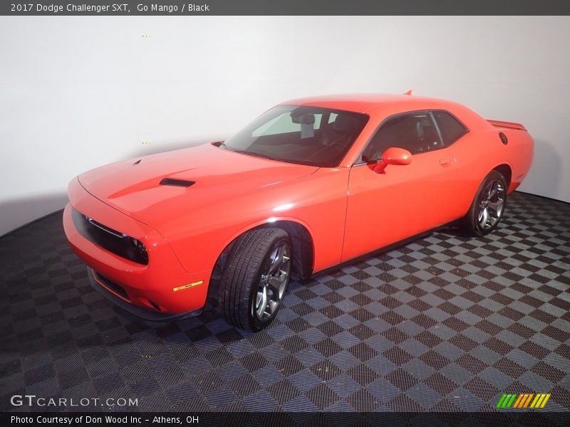 Go Mango / Black 2017 Dodge Challenger SXT