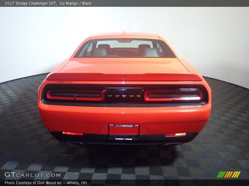 Go Mango / Black 2017 Dodge Challenger SXT