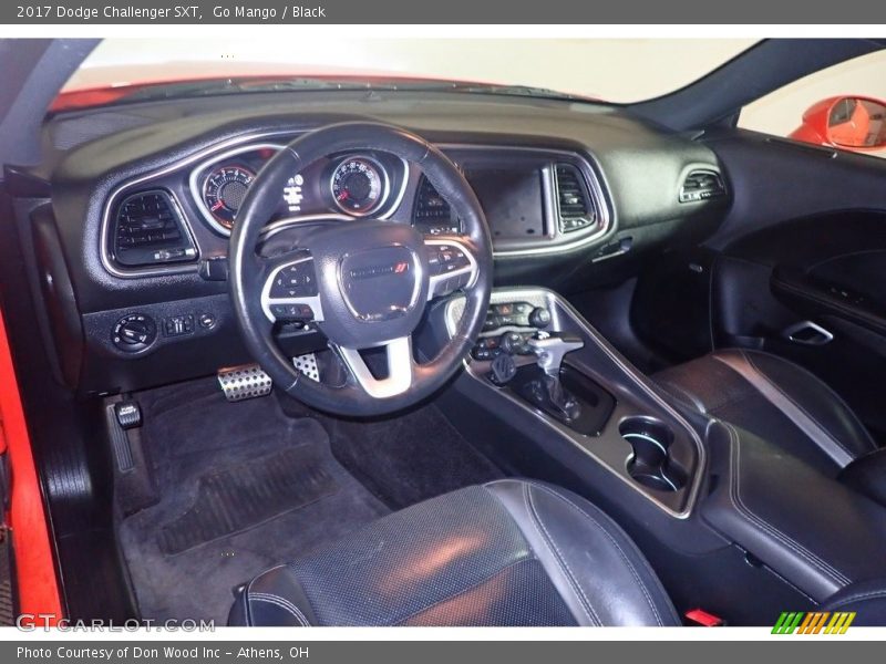 Go Mango / Black 2017 Dodge Challenger SXT