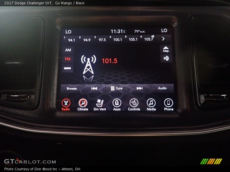 Go Mango / Black 2017 Dodge Challenger SXT