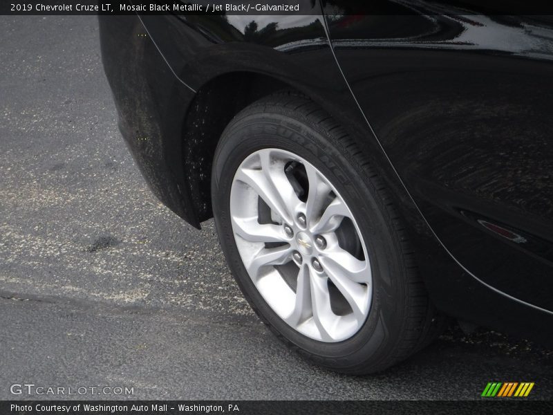 Mosaic Black Metallic / Jet Black/­Galvanized 2019 Chevrolet Cruze LT