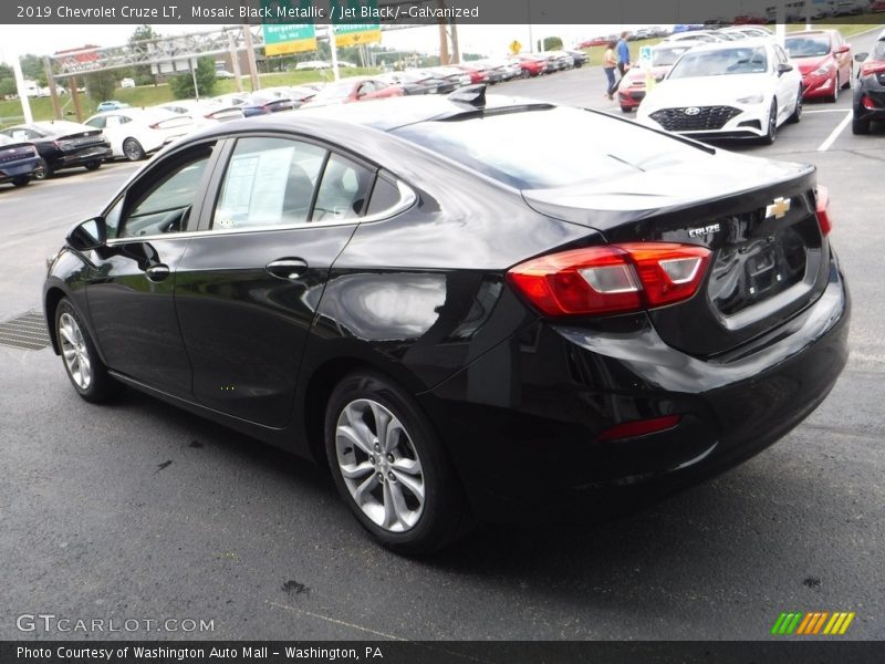 Mosaic Black Metallic / Jet Black/­Galvanized 2019 Chevrolet Cruze LT