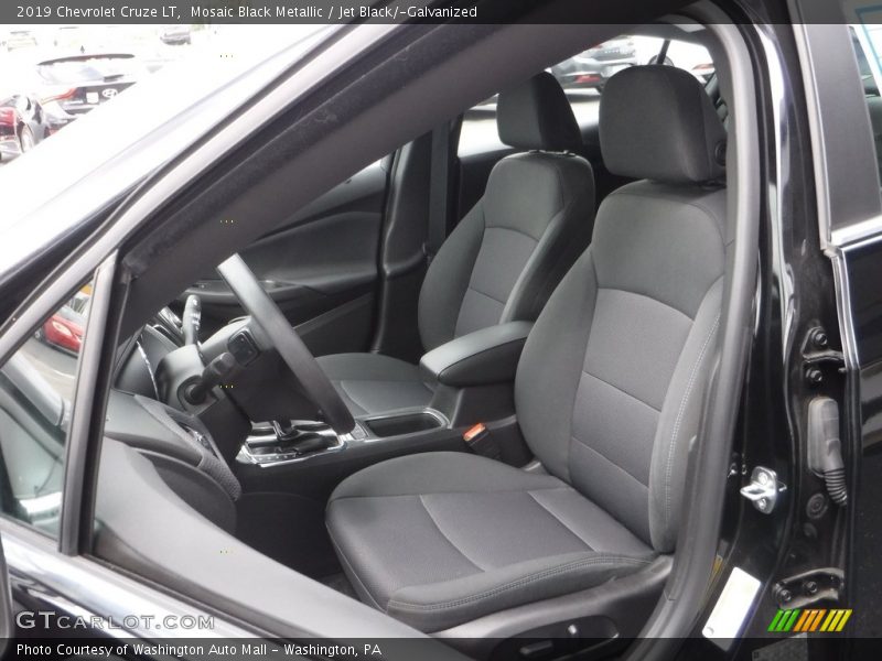 Mosaic Black Metallic / Jet Black/­Galvanized 2019 Chevrolet Cruze LT
