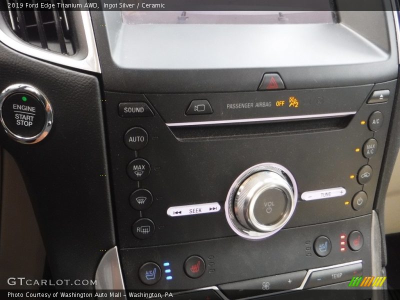 Ingot Silver / Ceramic 2019 Ford Edge Titanium AWD