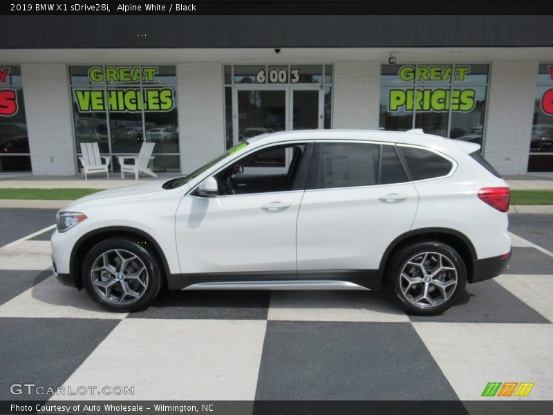 Alpine White / Black 2019 BMW X1 sDrive28i