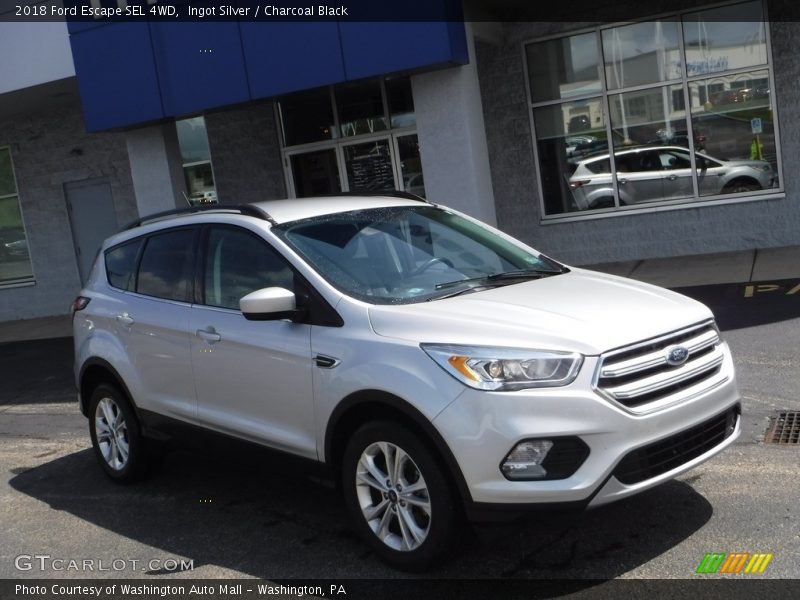 Ingot Silver / Charcoal Black 2018 Ford Escape SEL 4WD