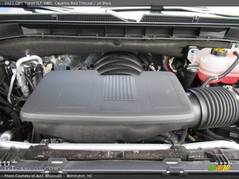 Cayenne Red Tintcoat / Jet Black 2021 GMC Yukon SLT 4WD