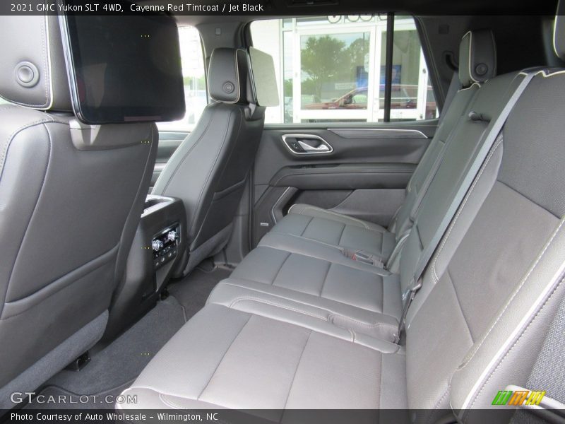 Cayenne Red Tintcoat / Jet Black 2021 GMC Yukon SLT 4WD