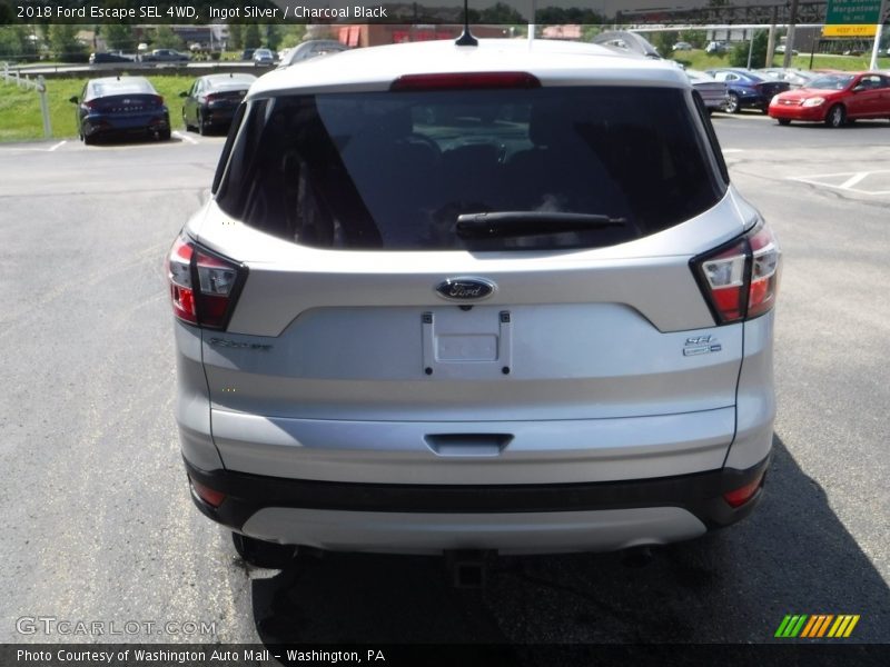 Ingot Silver / Charcoal Black 2018 Ford Escape SEL 4WD