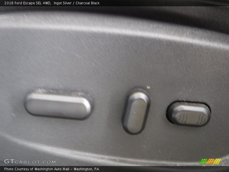Ingot Silver / Charcoal Black 2018 Ford Escape SEL 4WD