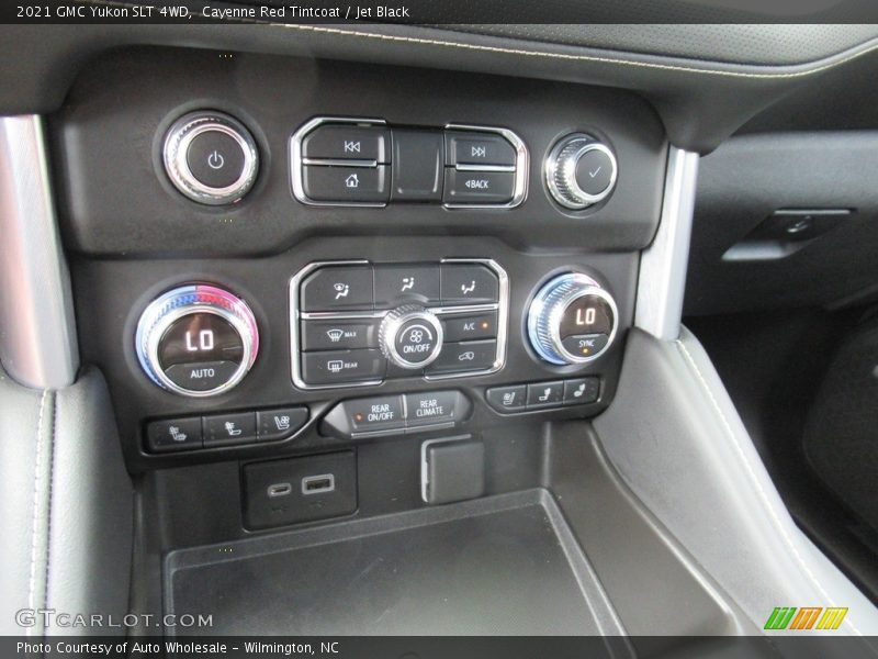 Cayenne Red Tintcoat / Jet Black 2021 GMC Yukon SLT 4WD